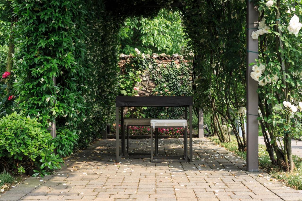 B&B A Ca' Minore Franciacorta Passirano Экстерьер фото